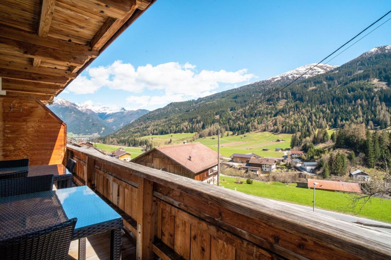 Alpen Gasthof Apartments Hohe Burg Trins Exteriér fotografie