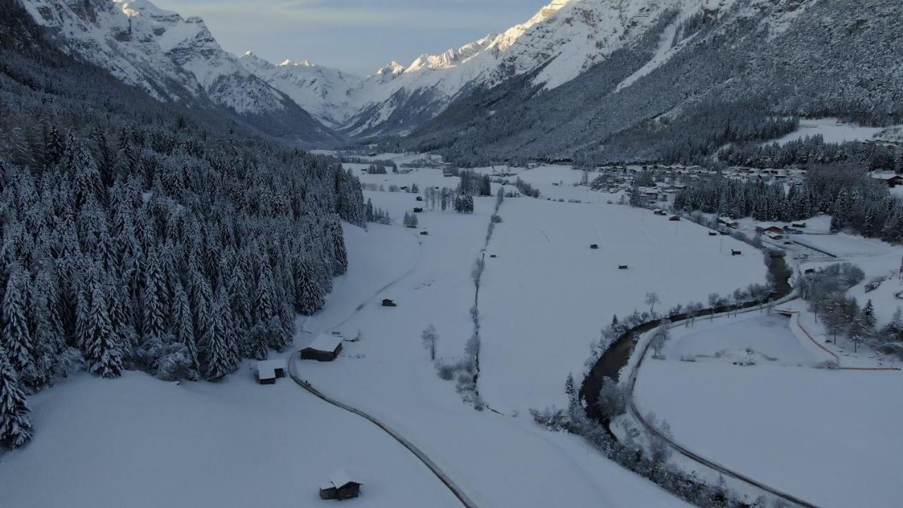 Alpen Gasthof Apartments Hohe Burg Trins Exteriér fotografie