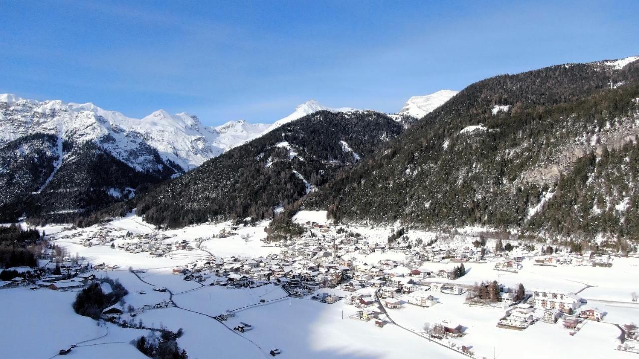 Alpen Gasthof Apartments Hohe Burg Trins Exteriér fotografie