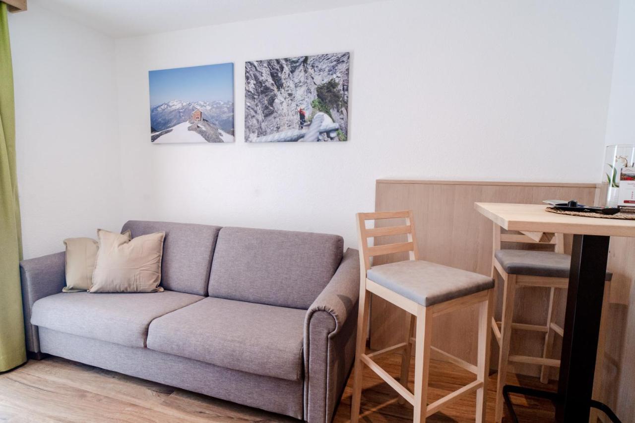 Alpen Gasthof Apartments Hohe Burg Trins Exteriér fotografie